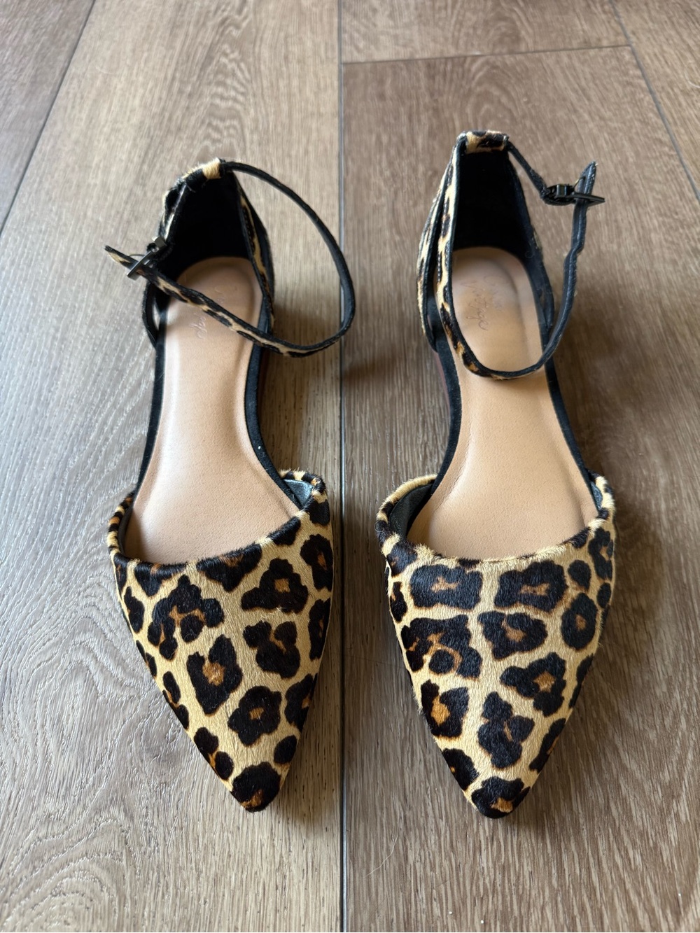 Crown Vintage Evalinda Leopard Flats
